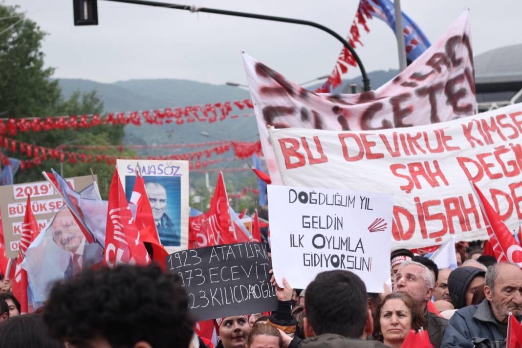 Fotoğraflarla Kılıçdaroğlu'nun Bursa mitingi: 'Sizi yok saydığınız kadınlar gönderecek' 6